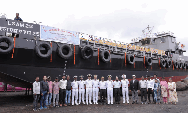 LAUNCH OF ELEVENTH ACTCM BARGE, LSAM 25 (YARD 135)
