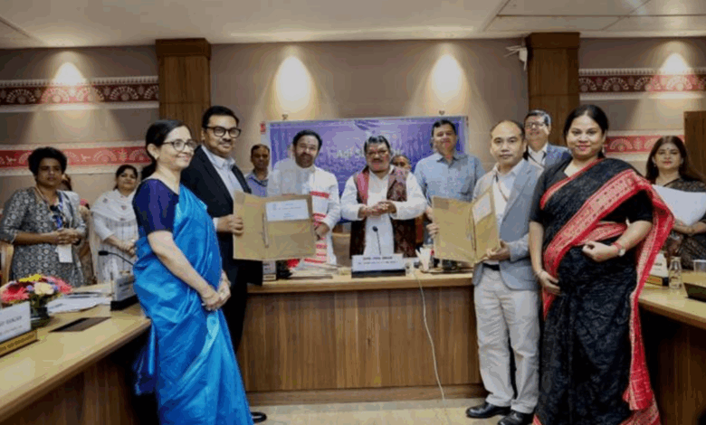 Coal India Limited and NSTFDC Sign MoU to Empower Tribal Students through Eklavya Model Residential Schools