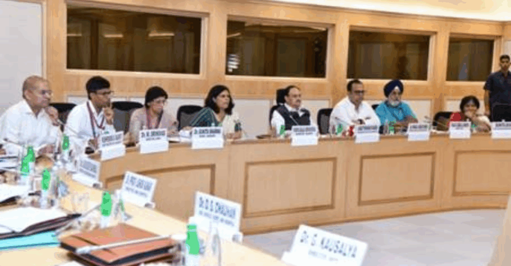Shri J P Nadda Chairs High-Level Review Meeting on Dengue Preparedness in Delhi and NCR