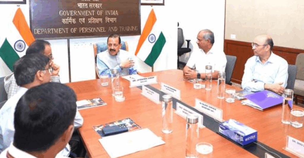 Dr Jitendra Singh Reviews Preparations for IISF 2025, Calls for Wider Student Outreach