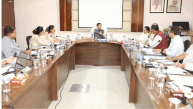 Dr. Mansukh Mandaviya Chairs High-Level Meeting at MY Bharat Headquarters