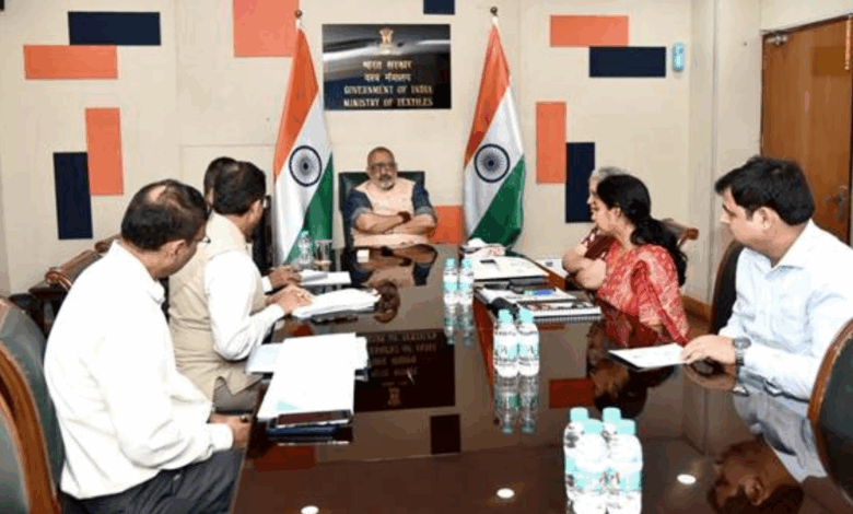 Shri Giriraj Singh Reviews Preparedness for Cotton MSP Operations for Kharif Season 2025–26