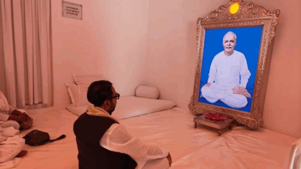 Shri Prataprao Jadhav visits Brahma Kumaris Headquarters at Mount Abu